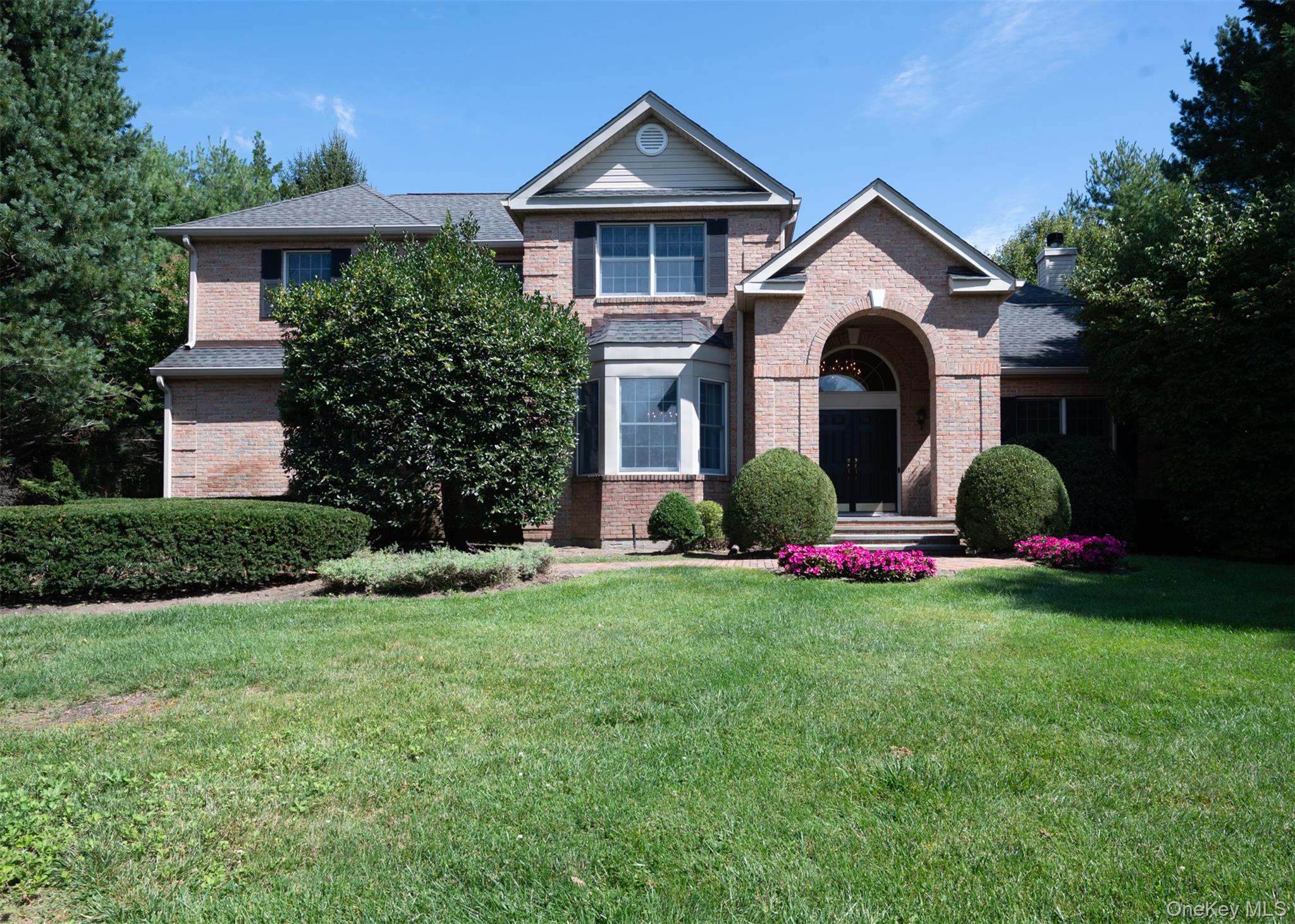 12 Dupont Court, Dix Hills, NY 11746
