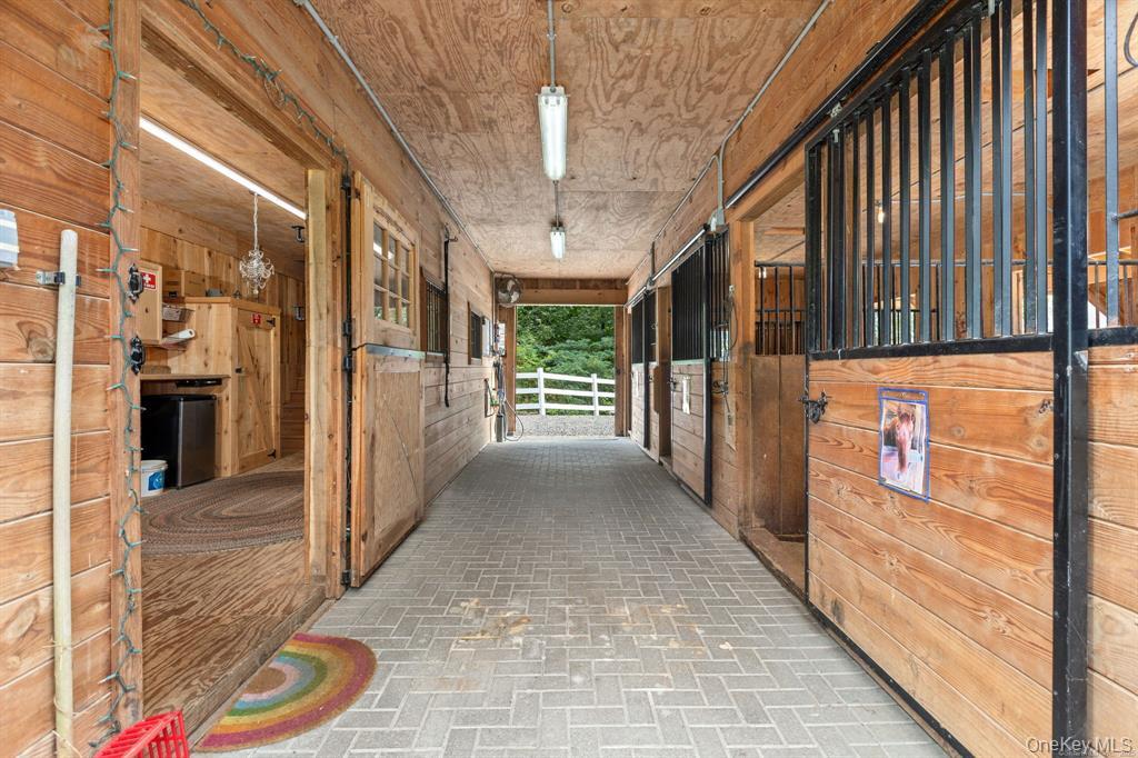 30 Jewel Lane, New Fairfield, CT 06812