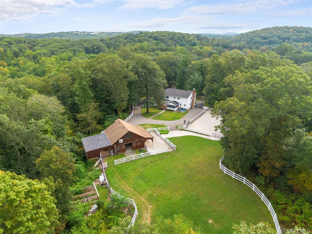 30 Jewel Lane, New Fairfield, CT 06812