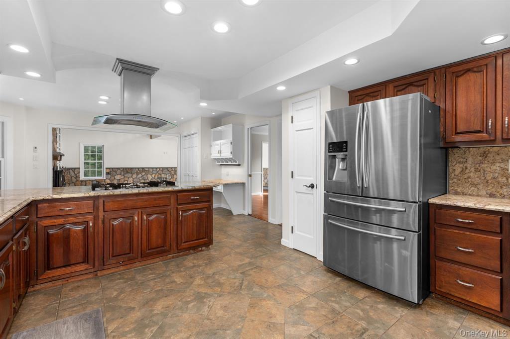 30 Jewel Lane, New Fairfield, CT 06812