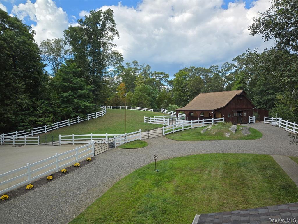 30 Jewel Lane, New Fairfield, CT 06812