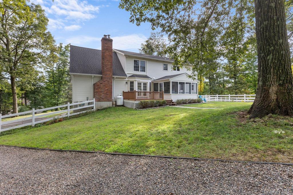 30 Jewel Lane, New Fairfield, CT 06812