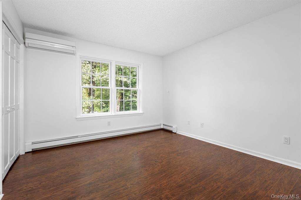 30 Jewel Lane, New Fairfield, CT 06812