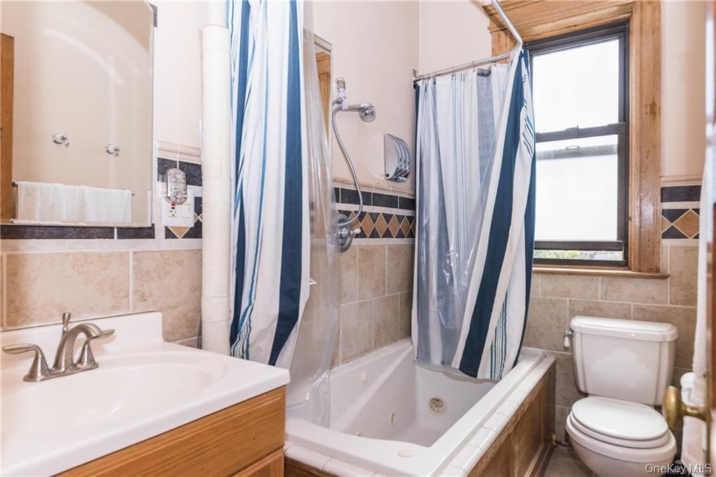 36 Echo Avenue # 5C., New Rochelle, NY 10801