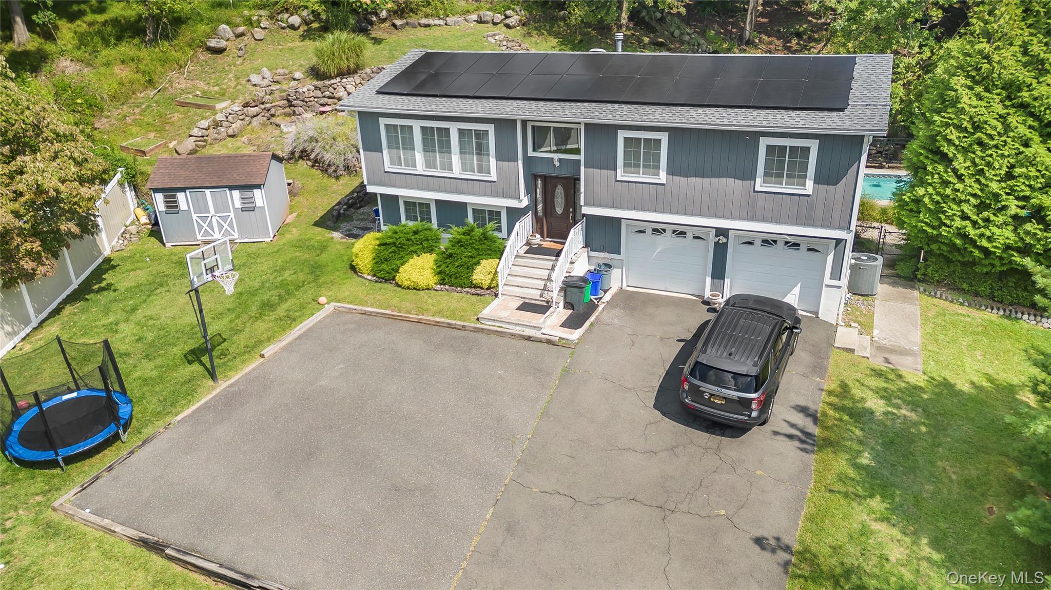 17 John F Kennedy Drive, Stony Point, NY 10980