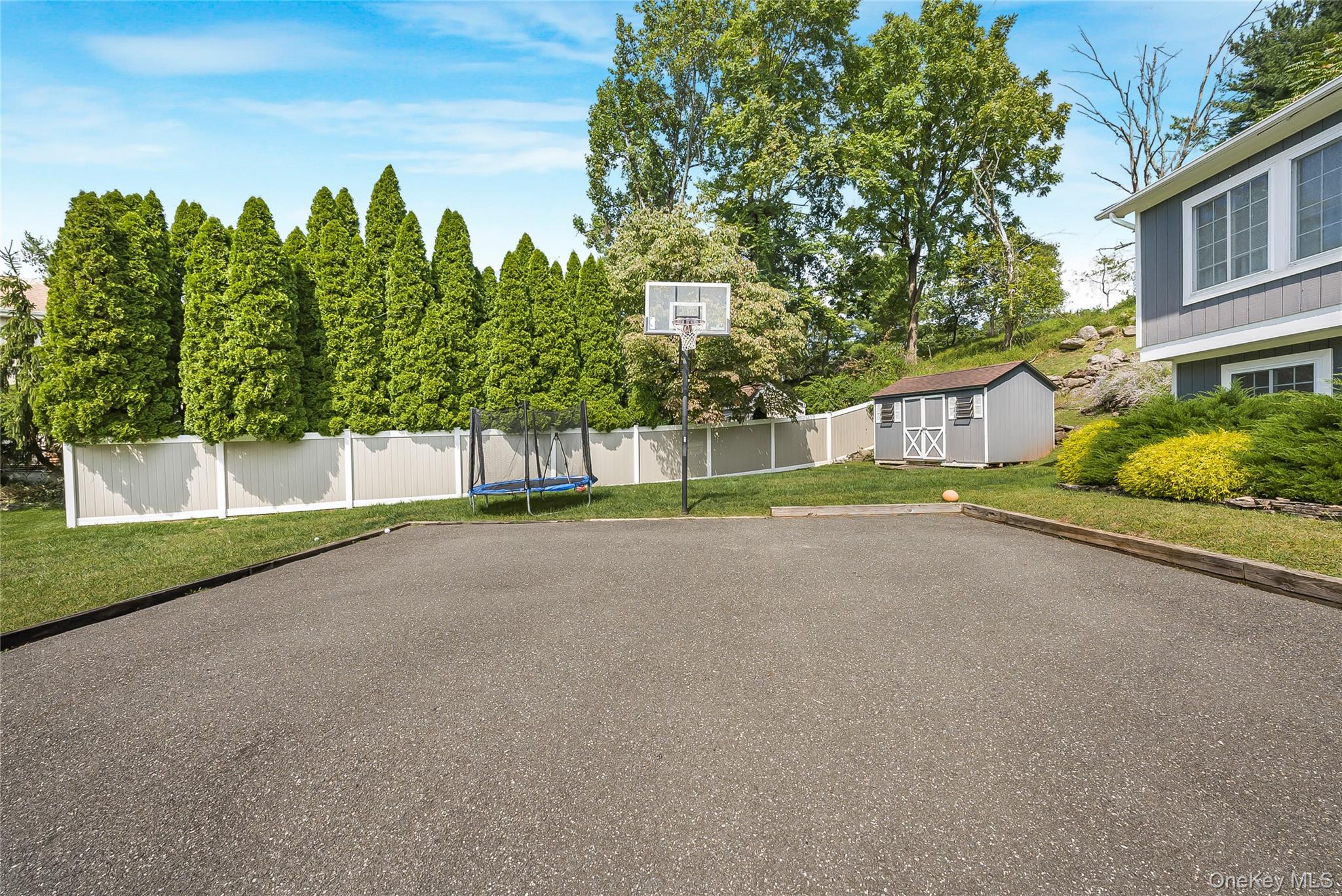 17 John F Kennedy Drive, Stony Point, NY 10980