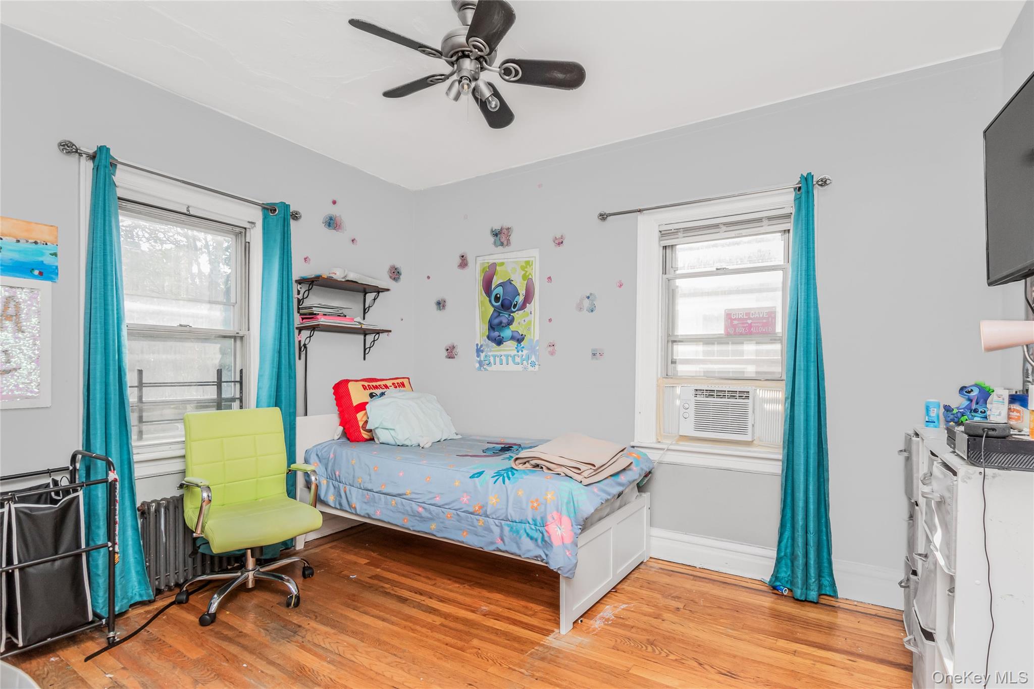 3212 Fish Avenue, Bronx, NY 10469