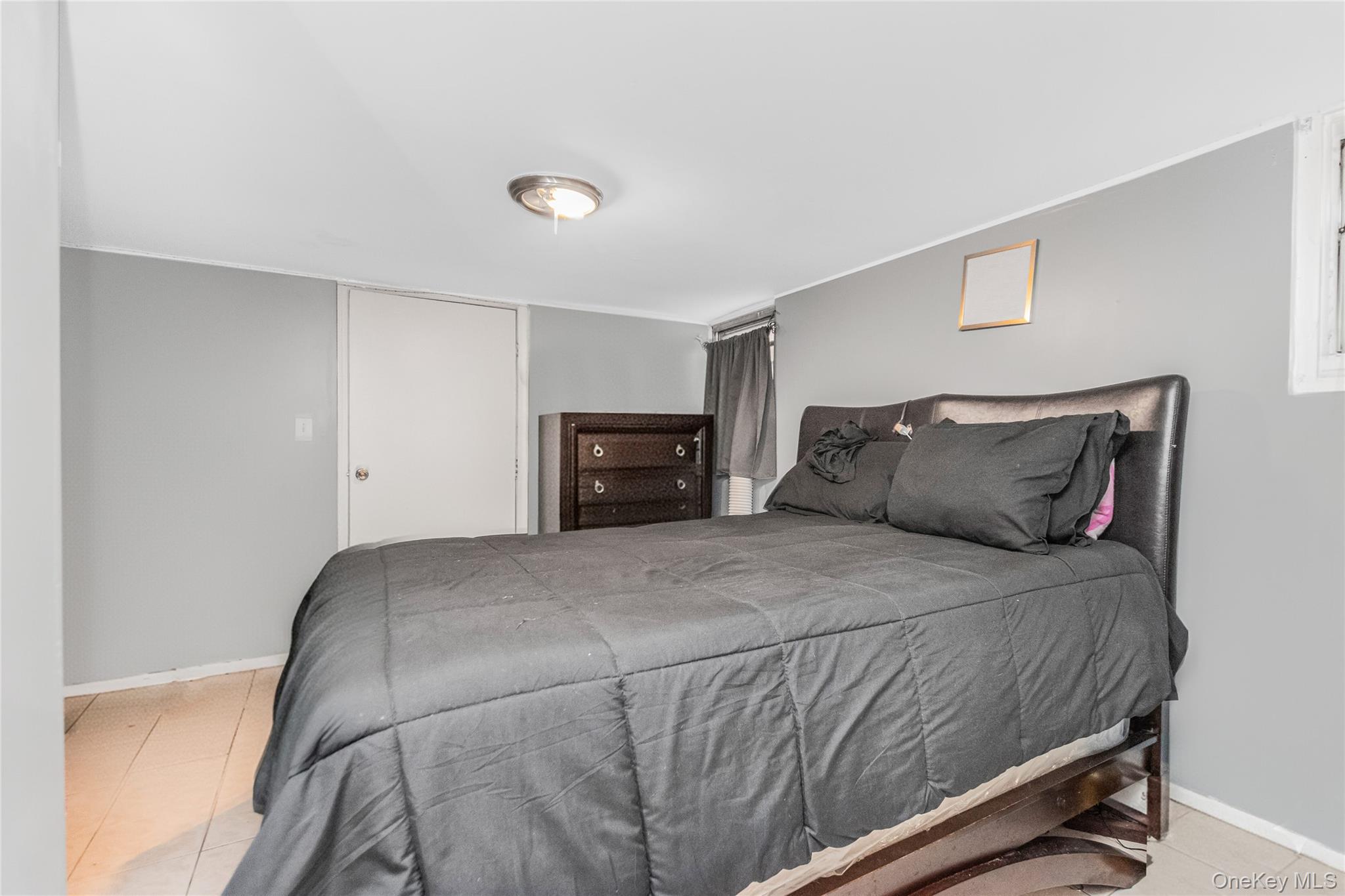 3212 Fish Avenue, Bronx, NY 10469