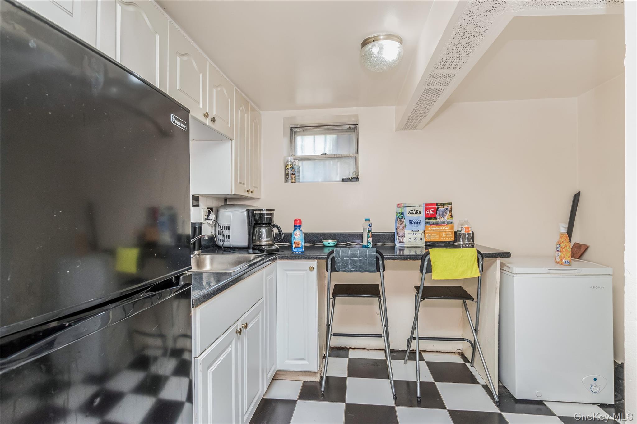 3212 Fish Avenue, Bronx, NY 10469