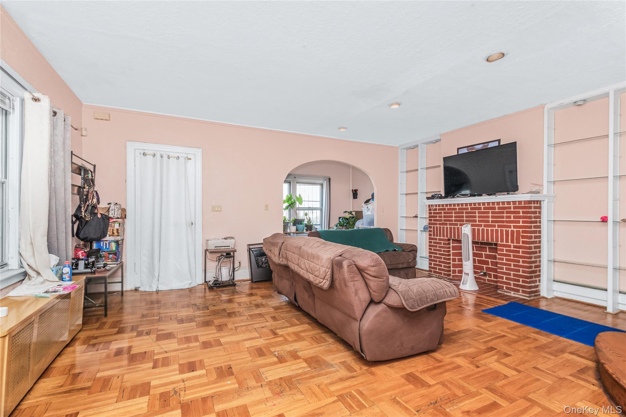 3212 Fish Avenue, Bronx, NY 10469