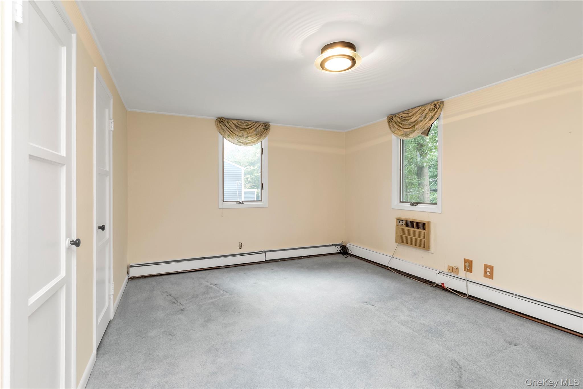 87 Hillturn Lane, Roslyn Heights, NY 11577