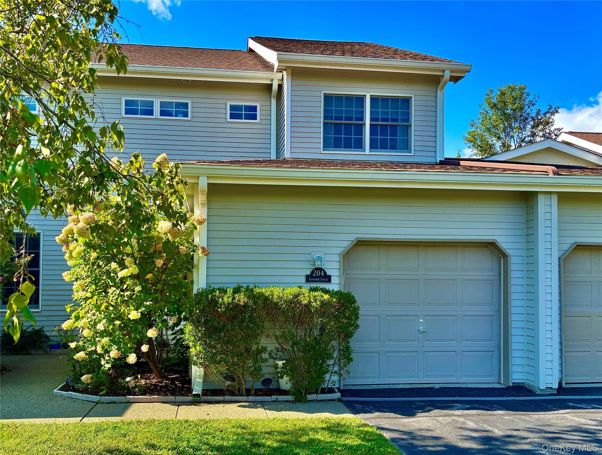 204 Cinnamon Circle, Rhinebeck, NY 12572