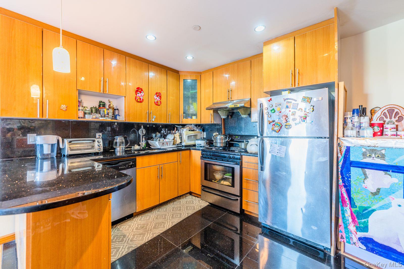 32-26 Union Street # 6C, Flushing, NY 11354