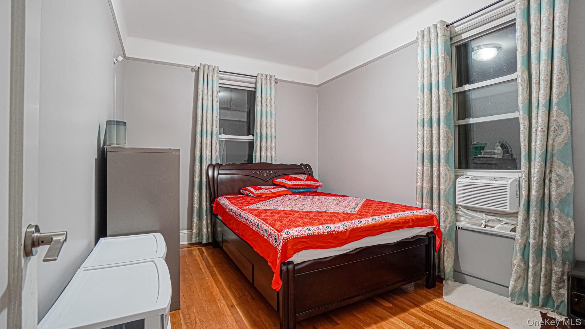 1539 Hollywood Avenue, Bronx, NY 10461