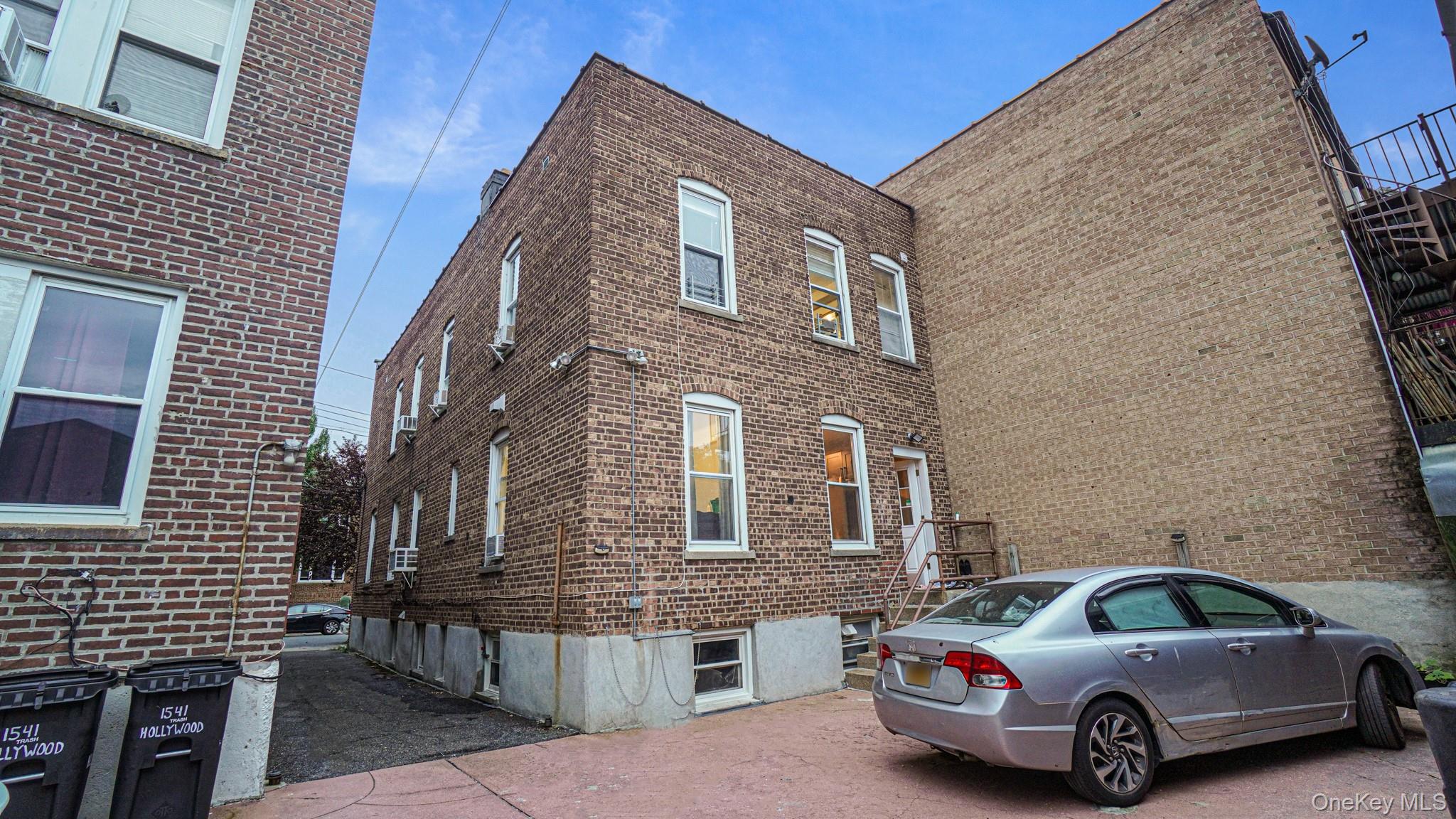 1539 Hollywood Avenue, Bronx, NY 10461