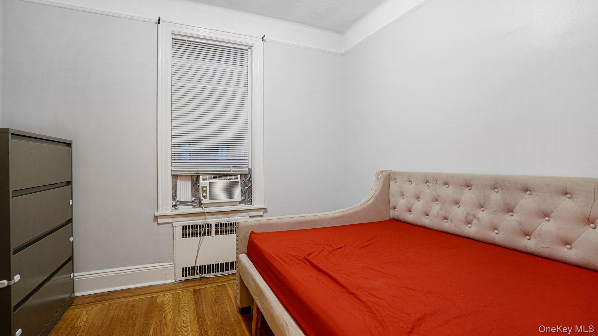 1539 Hollywood Avenue, Bronx, NY 10461