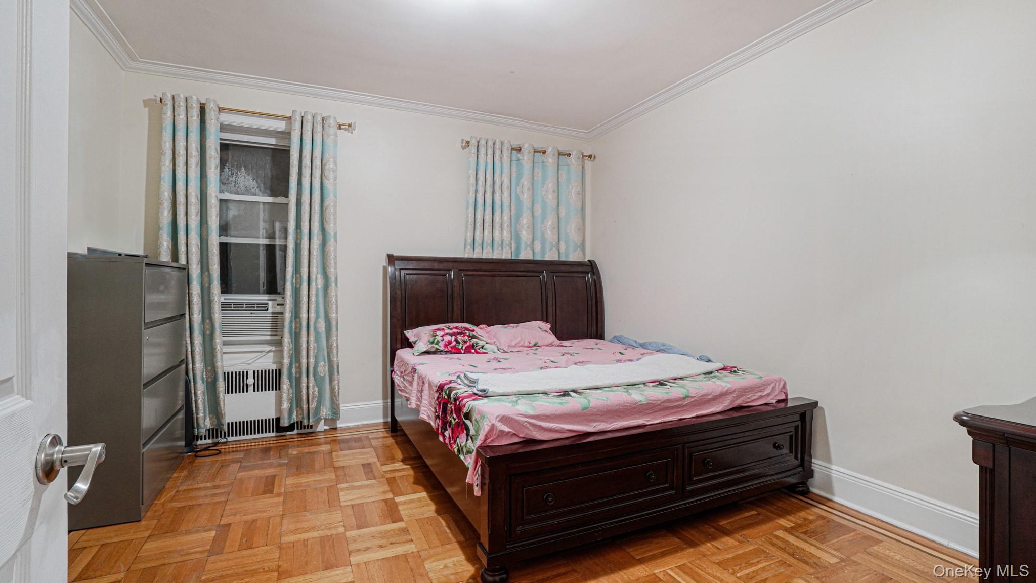 1539 Hollywood Avenue, Bronx, NY 10461