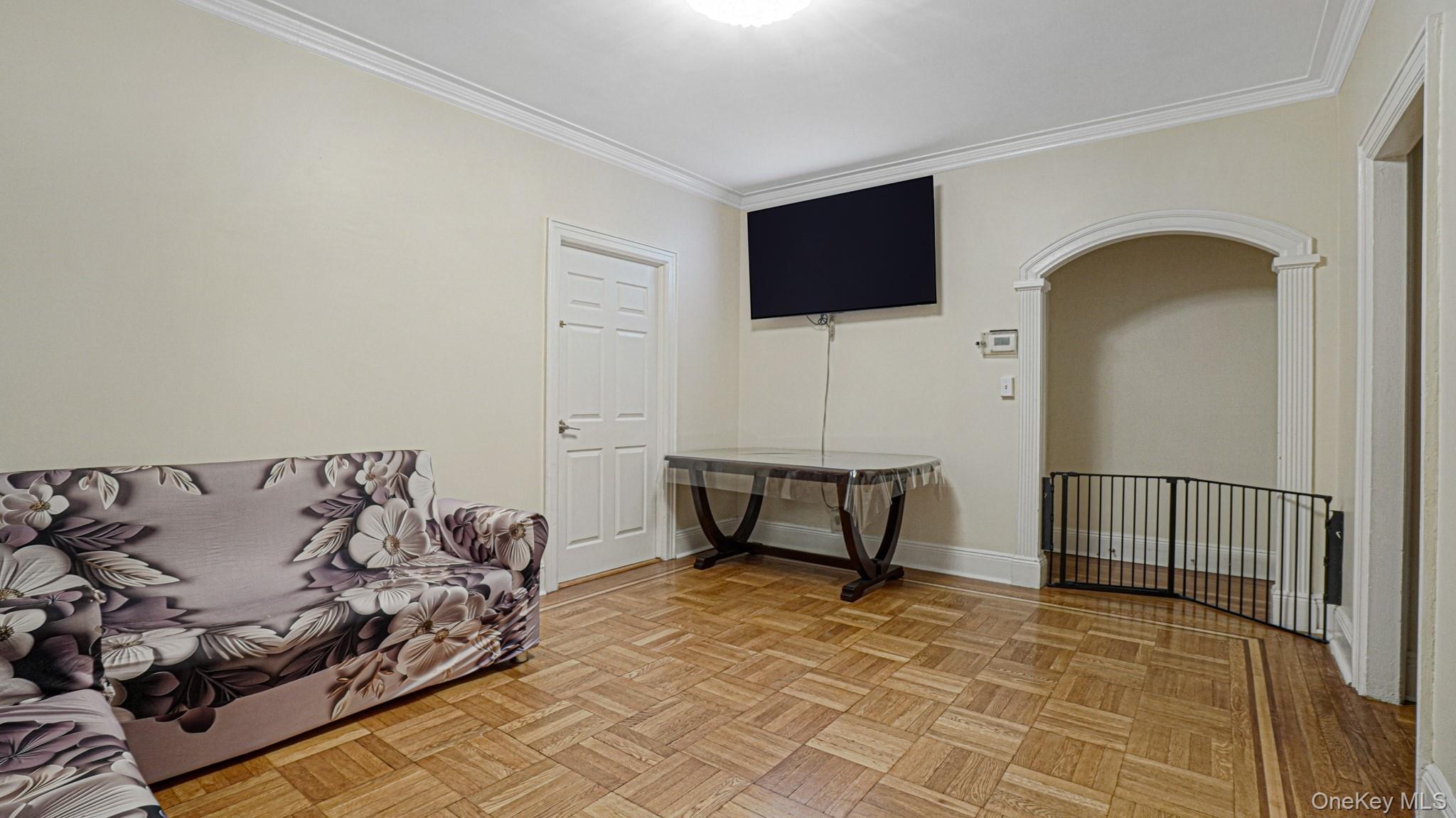 1539 Hollywood Avenue, Bronx, NY 10461