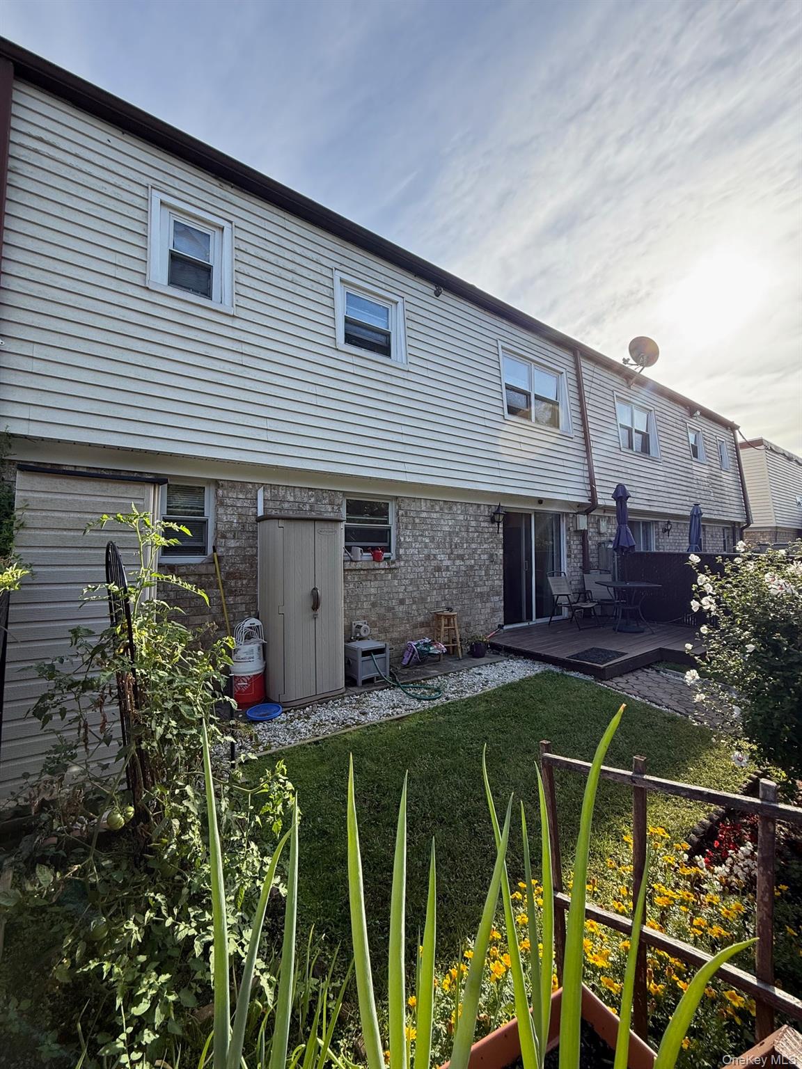 15 Harrison Avenue # 15B, Amityville, NY 11701