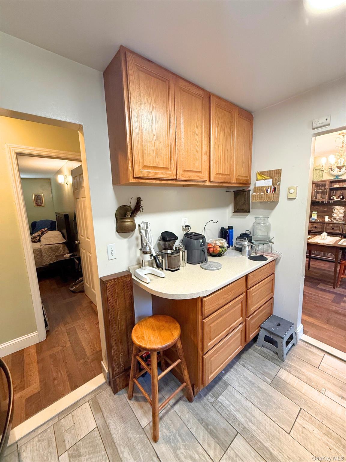 15 Harrison Avenue # 15B, Amityville, NY 11701