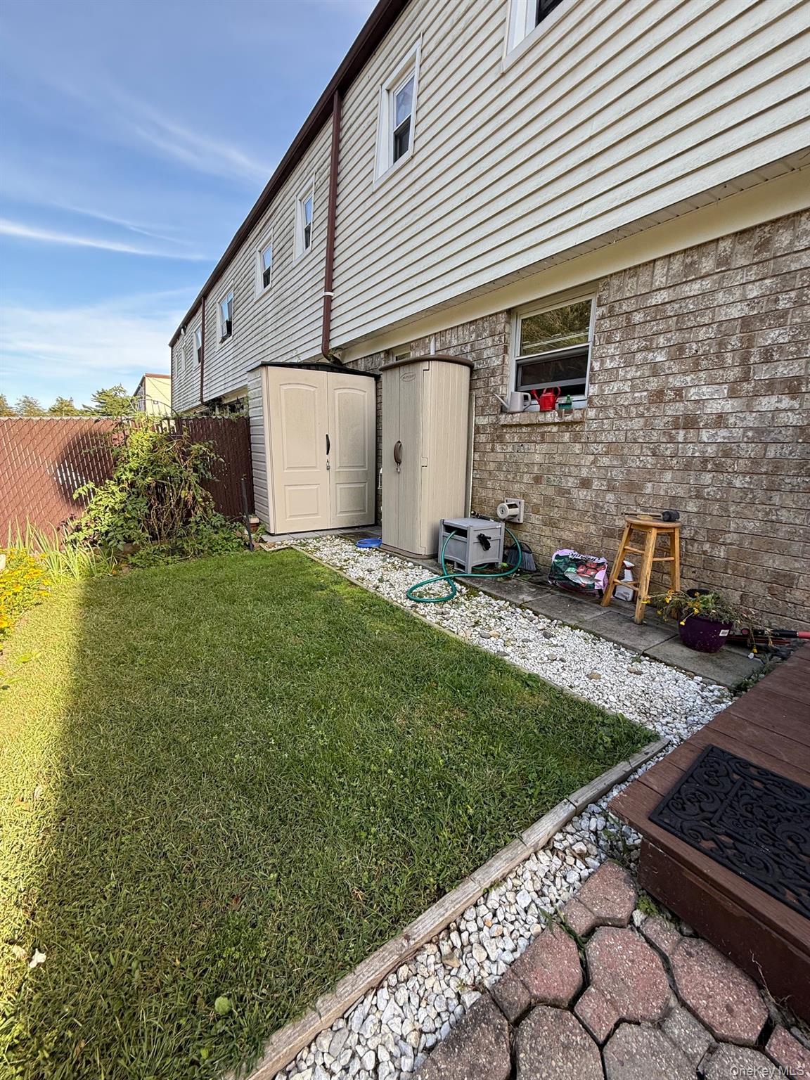 15 Harrison Avenue # 15B, Amityville, NY 11701