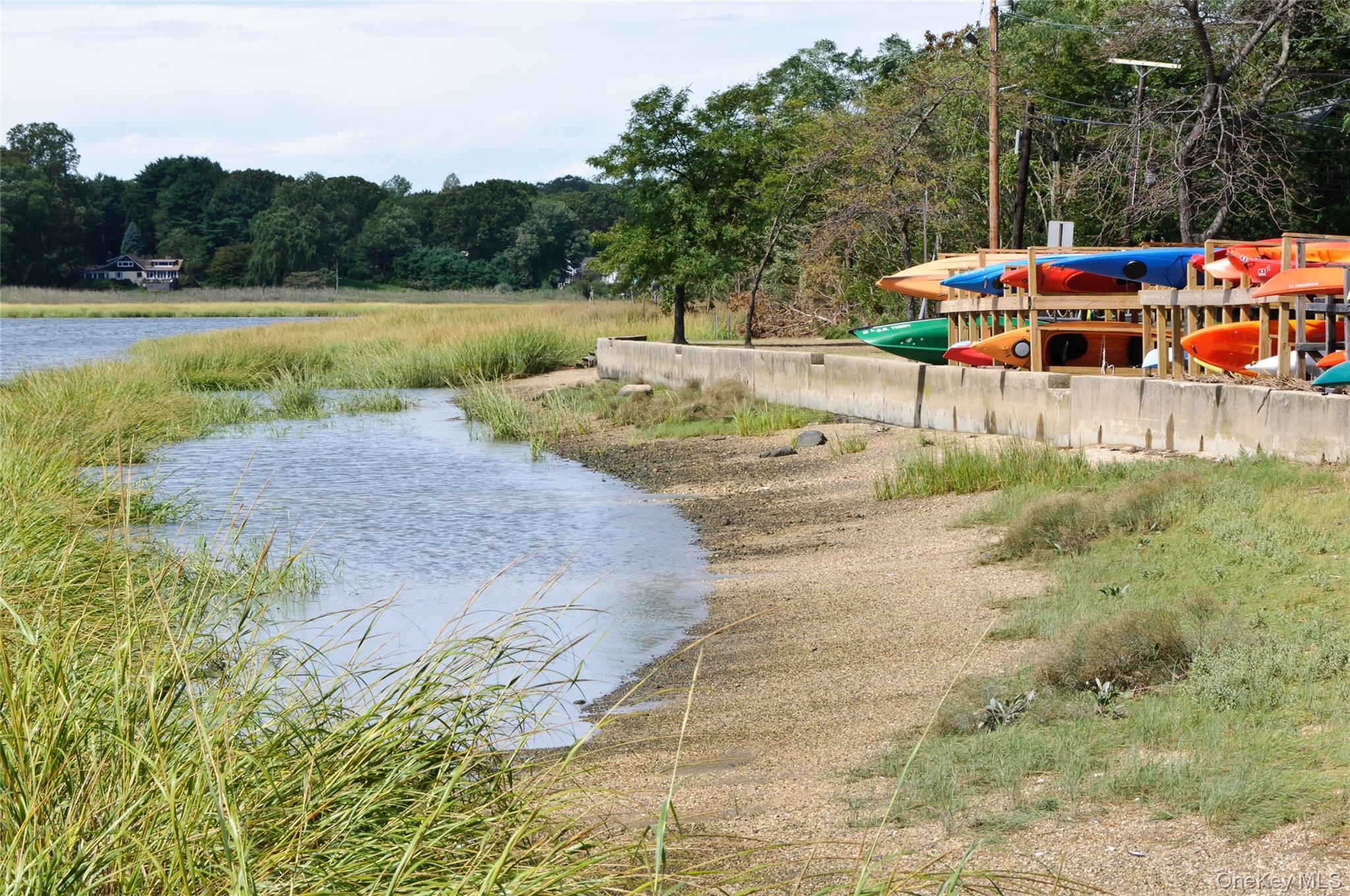 29 Hickory Road, Bayville, NY 11709