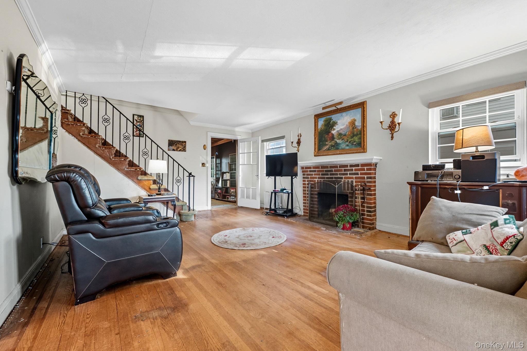 145 Cornwell Avenue, Valley Stream, NY 11580