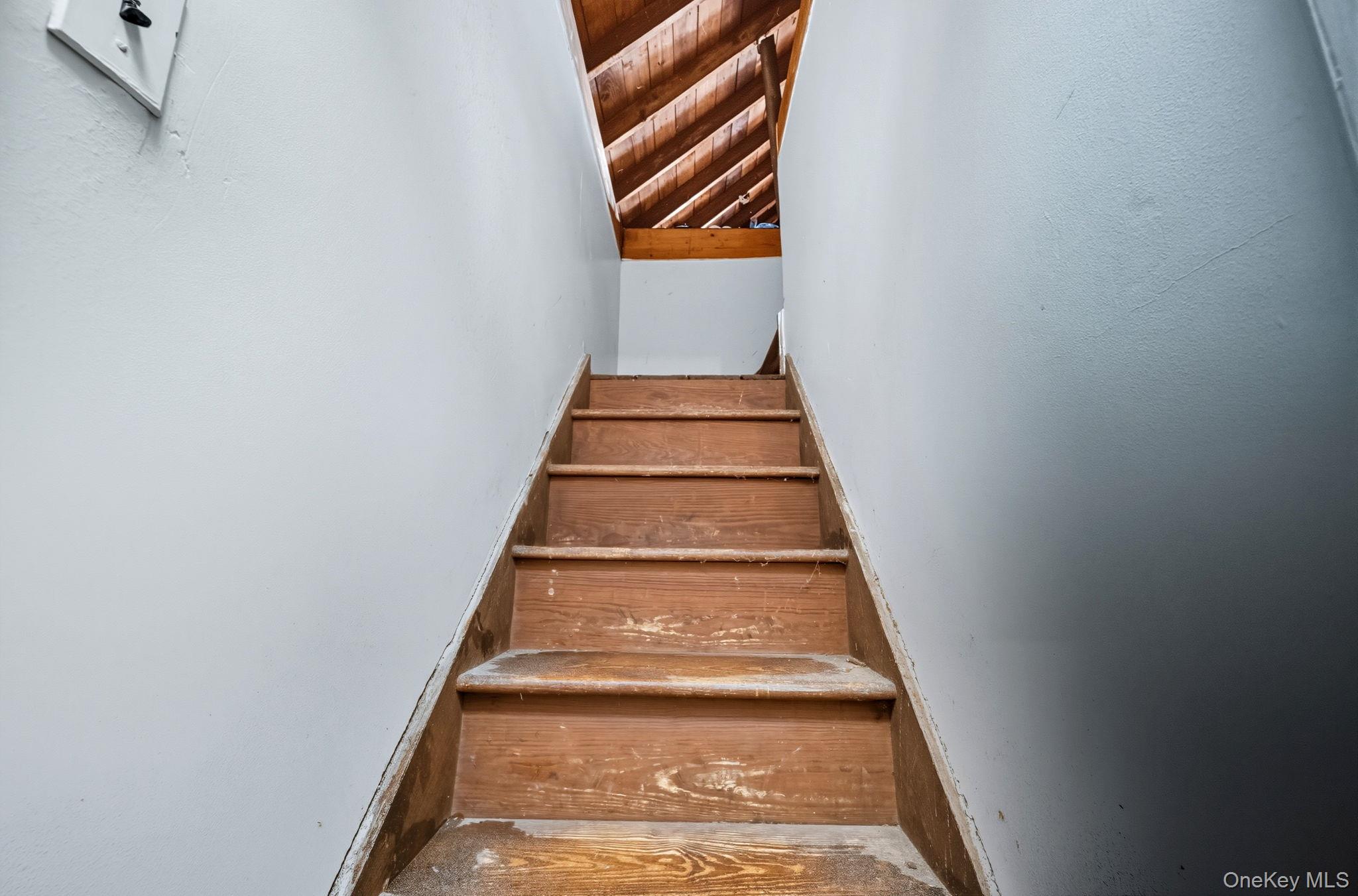 145 Cornwell Avenue, Valley Stream, NY 11580