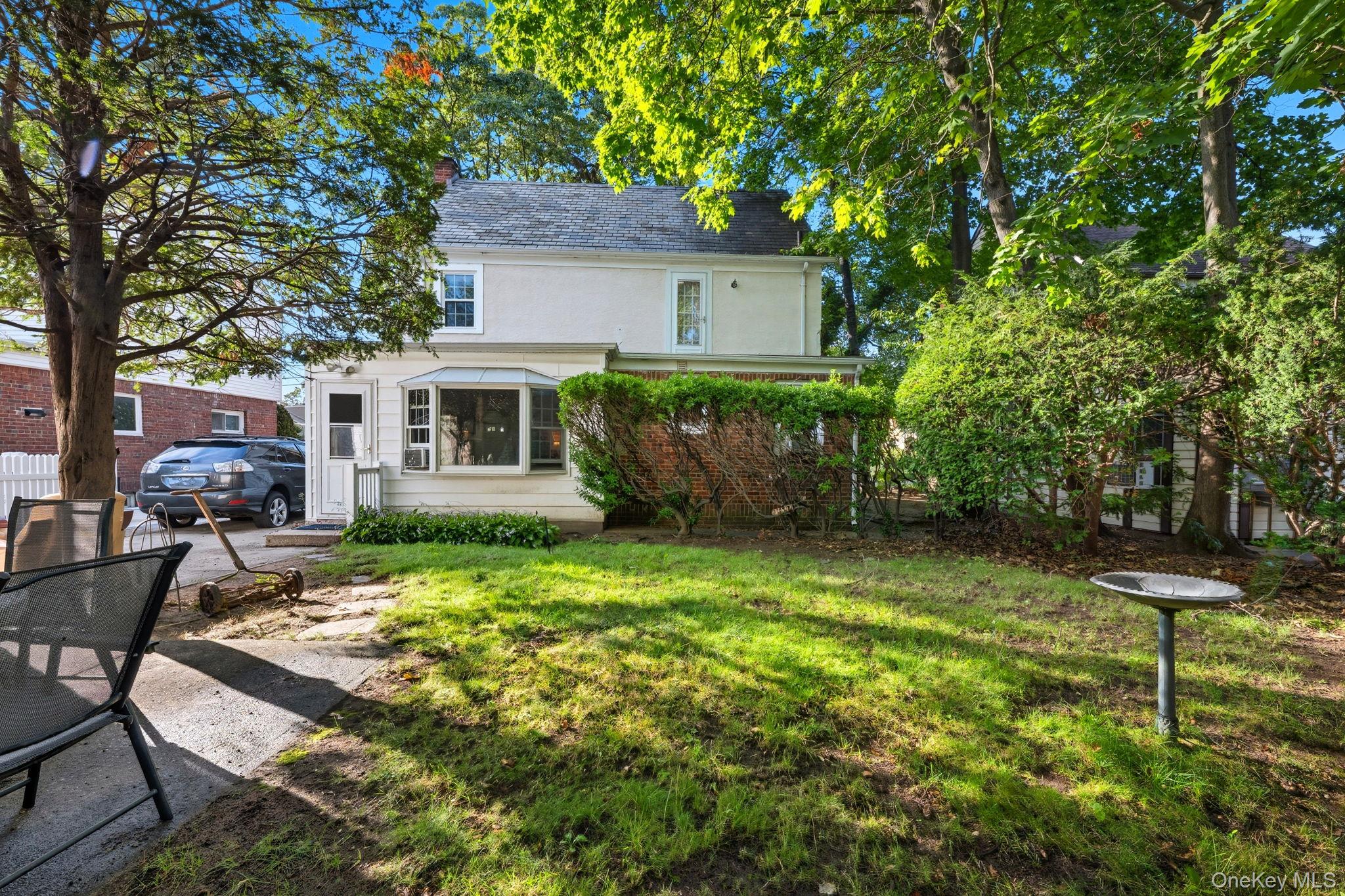 145 Cornwell Avenue, Valley Stream, NY 11580