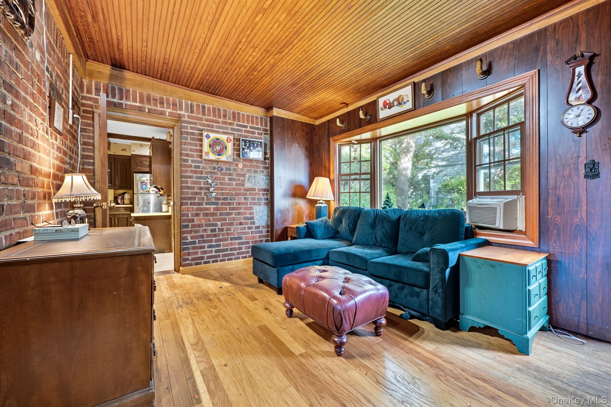 145 Cornwell Avenue, Valley Stream, NY 11580