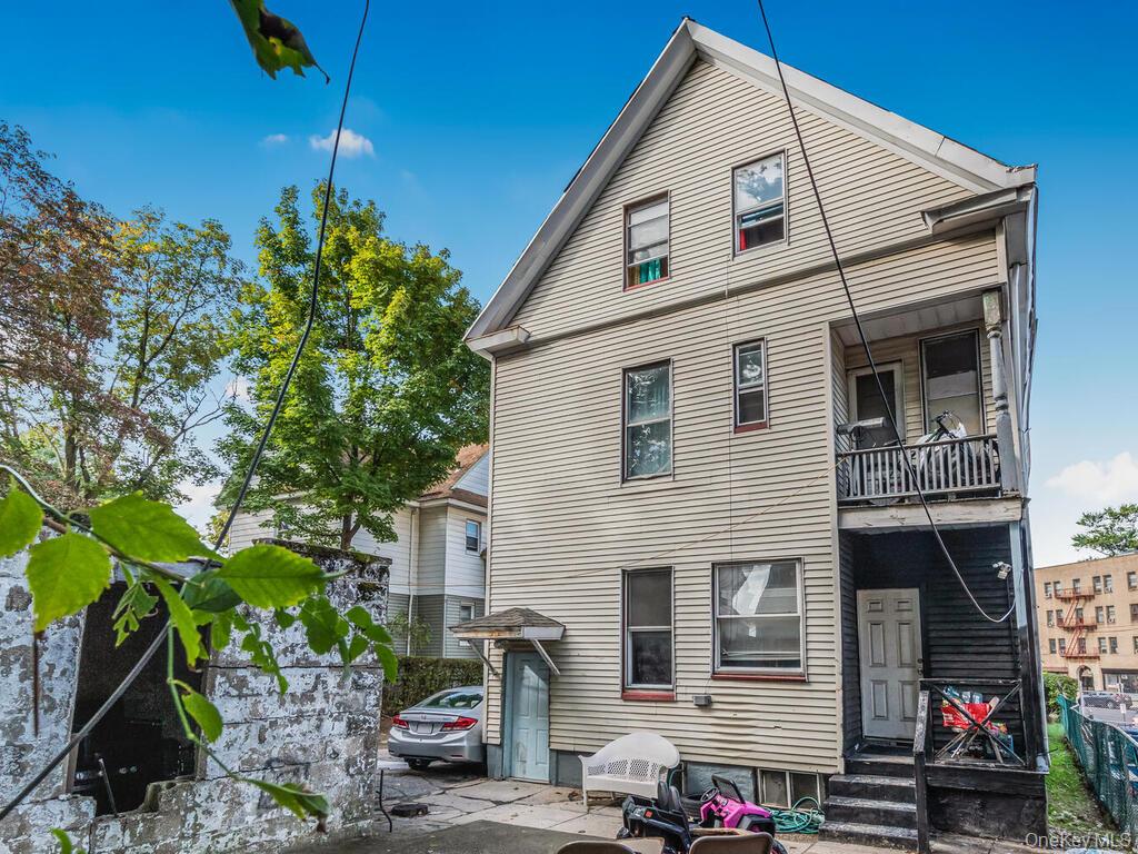 5 S 15th Avenue, Mount Vernon, NY 10550