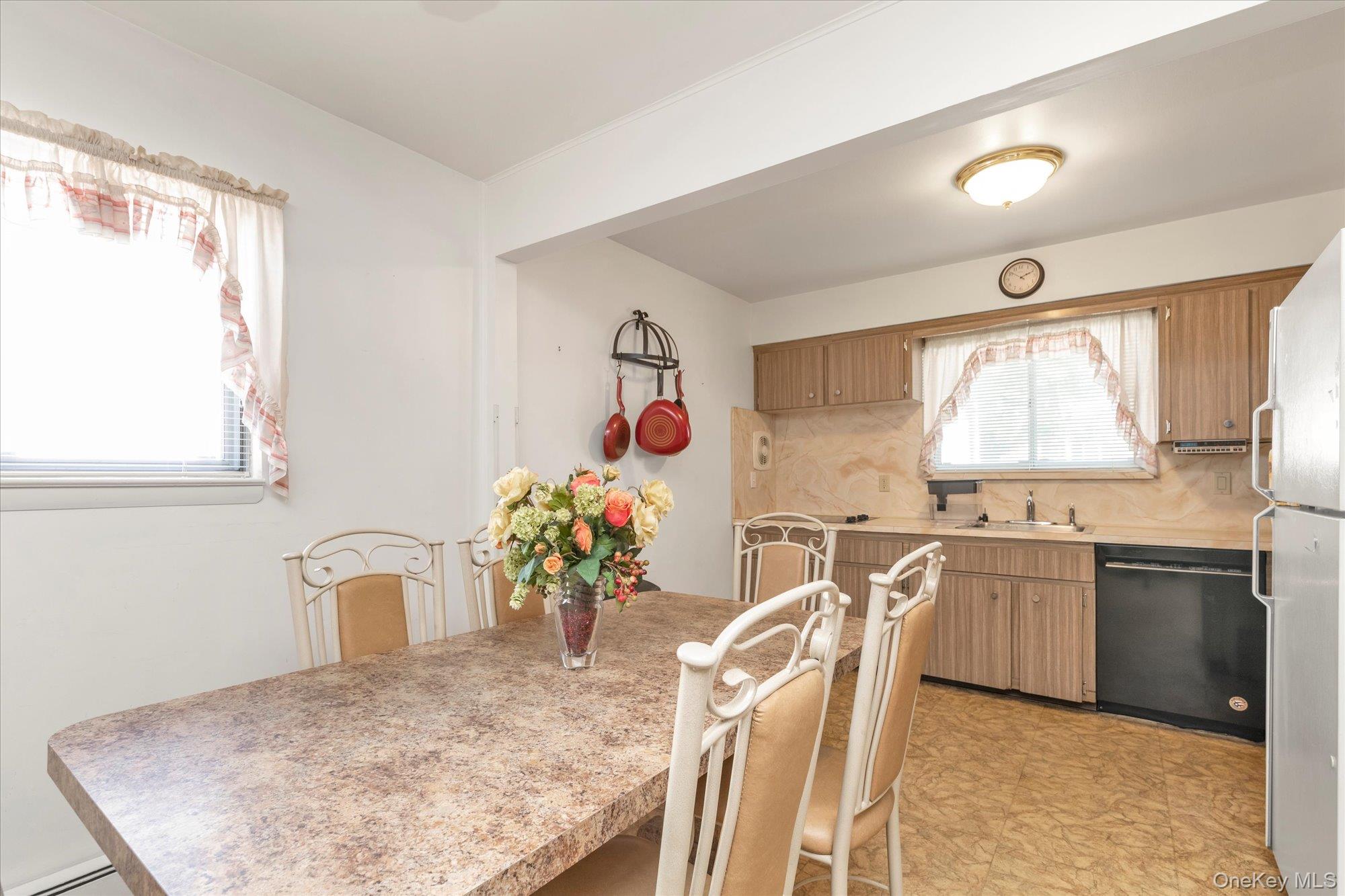 27 Juniper Road, Port Washington, NY 11050