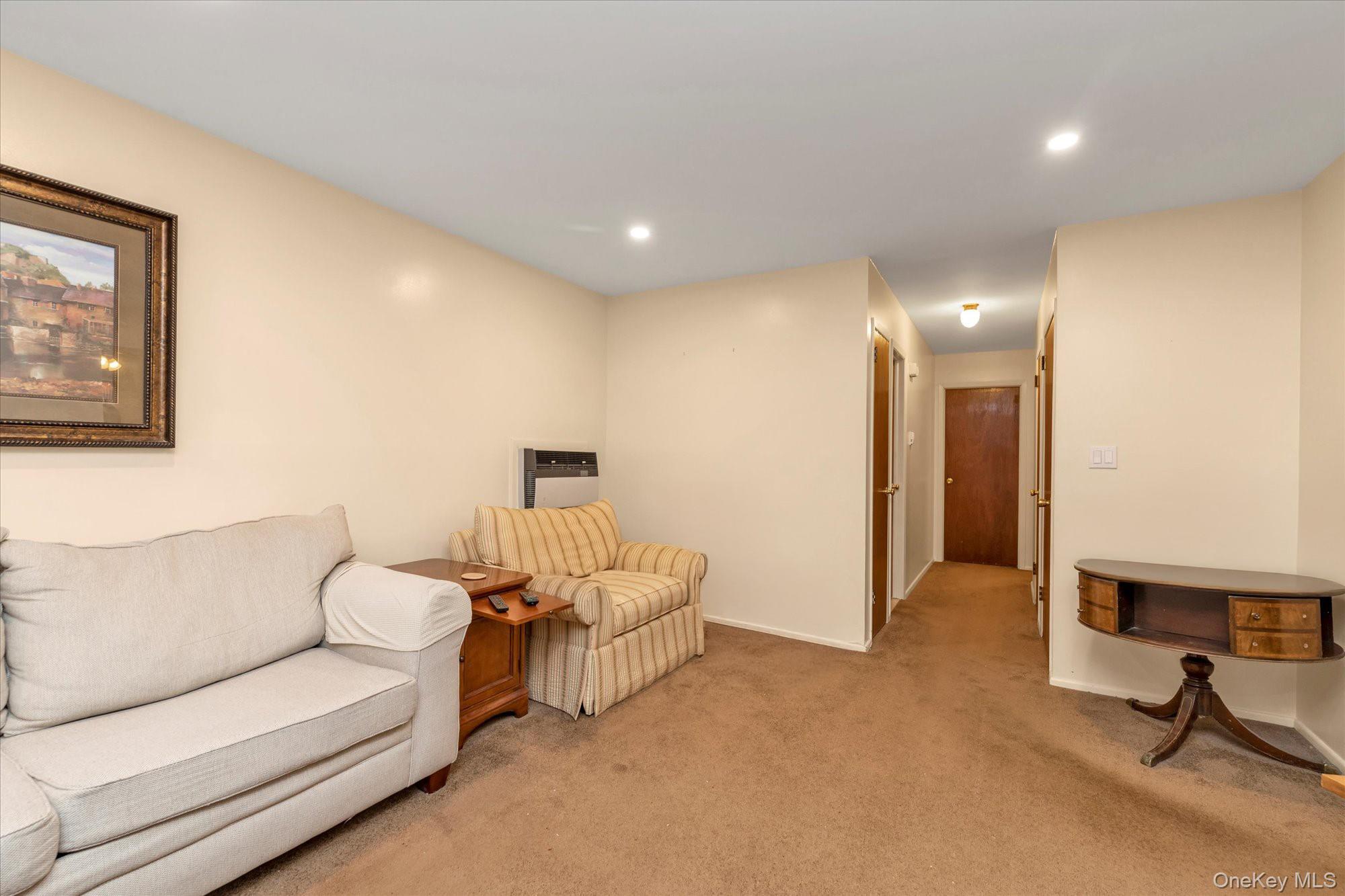 27 Juniper Road, Port Washington, NY 11050