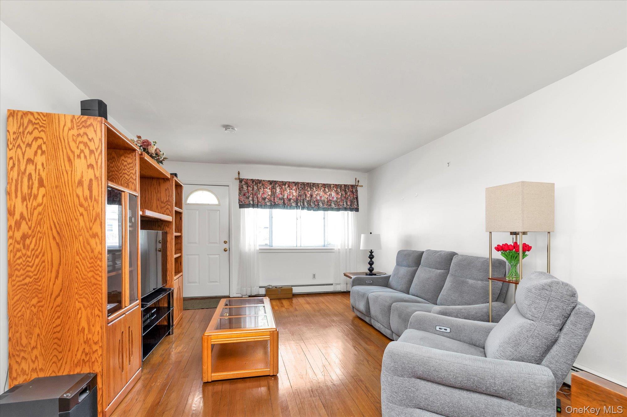 27 Juniper Road, Port Washington, NY 11050