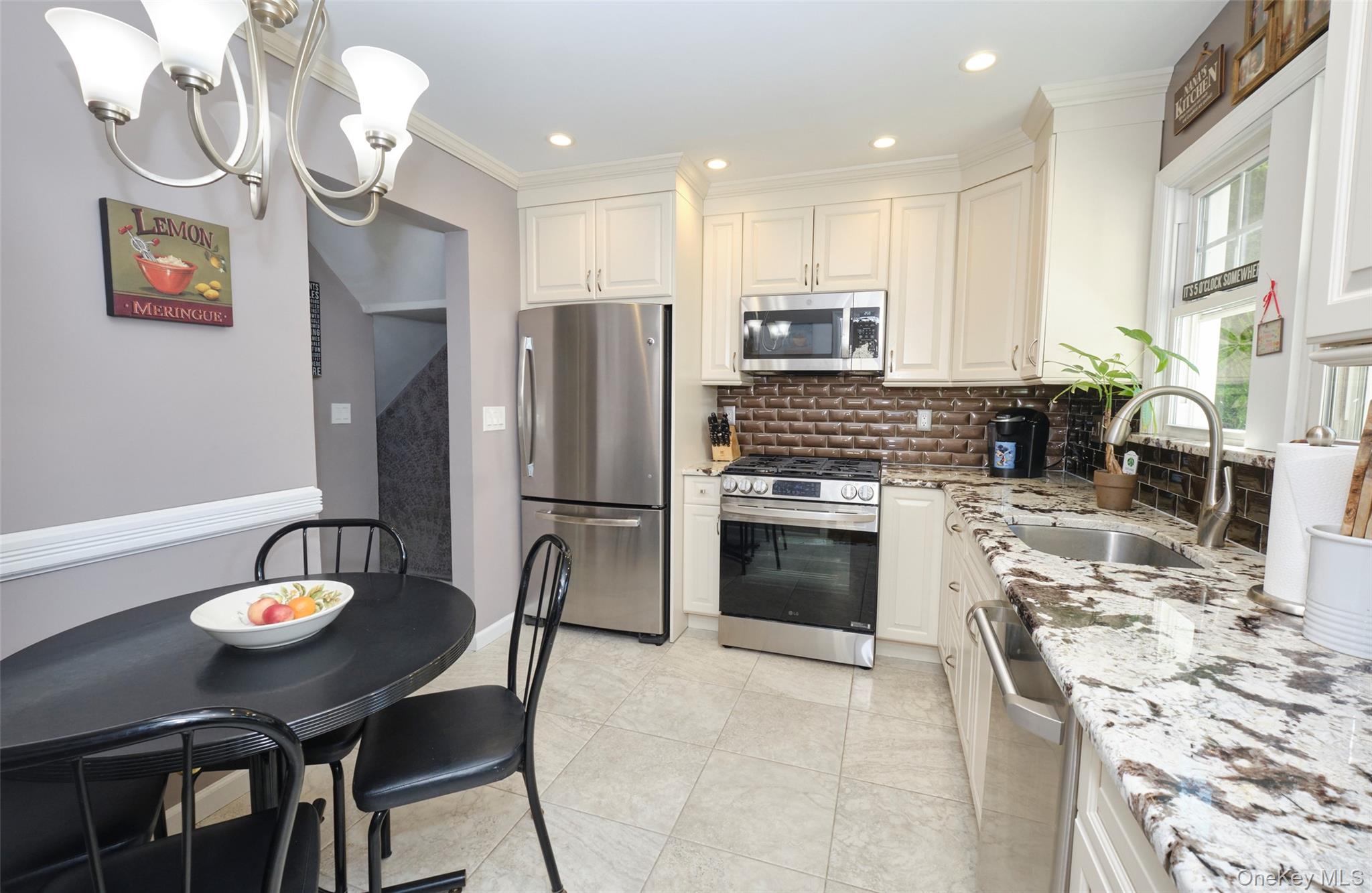 20 Geranium Avenue, Floral Park, NY 11001