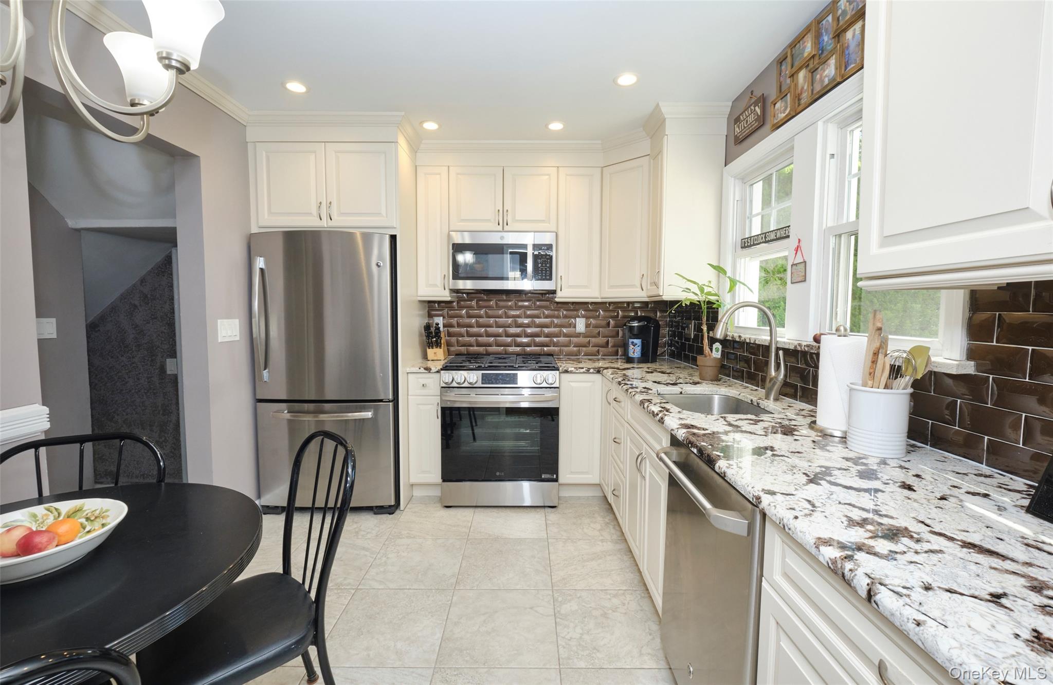 20 Geranium Avenue, Floral Park, NY 11001