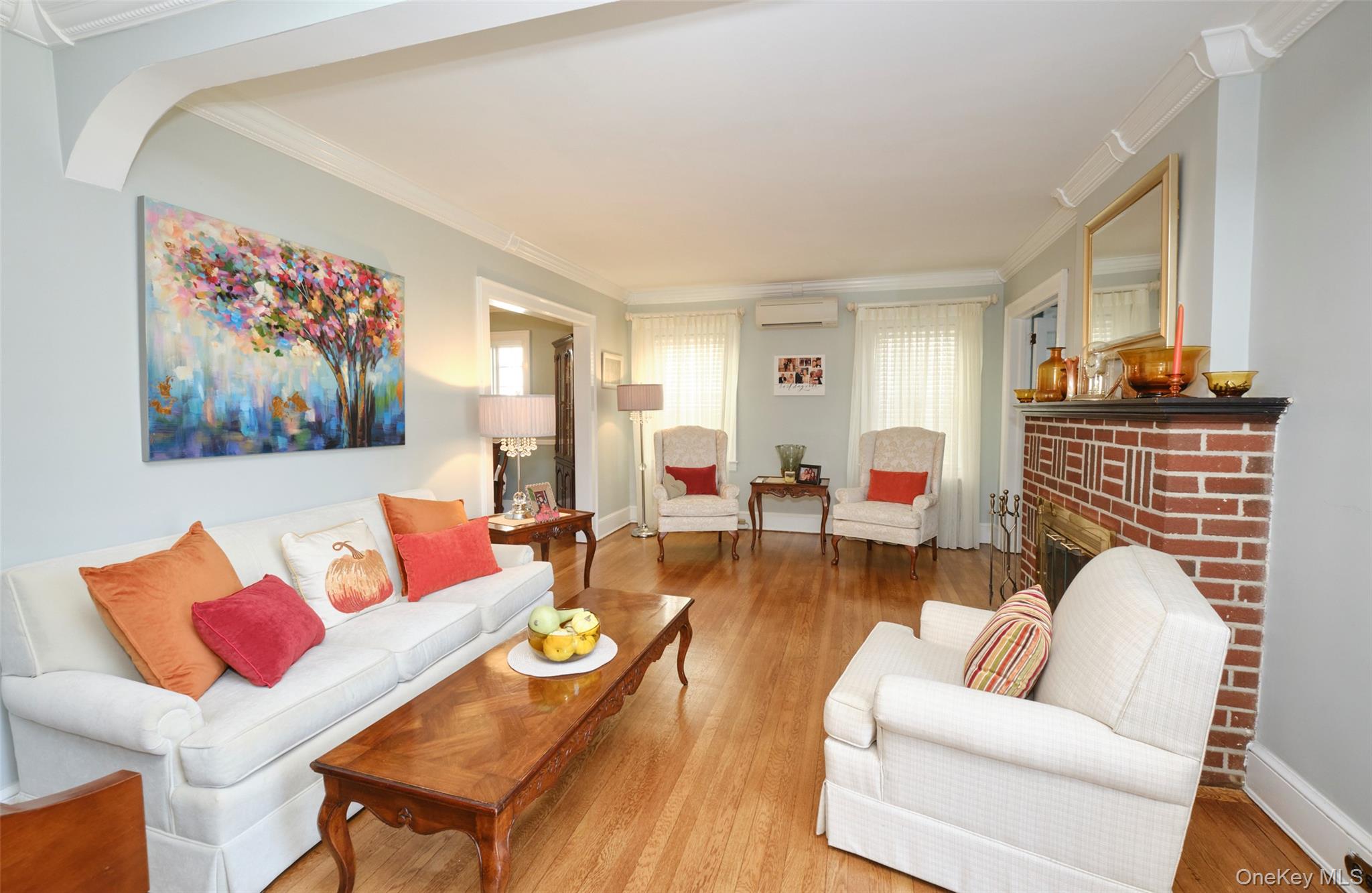 20 Geranium Avenue, Floral Park, NY 11001