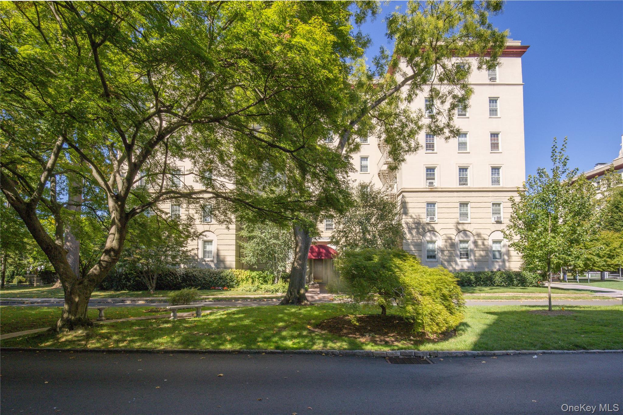 1 Park Lane # 4A, Mount Vernon, NY 10552