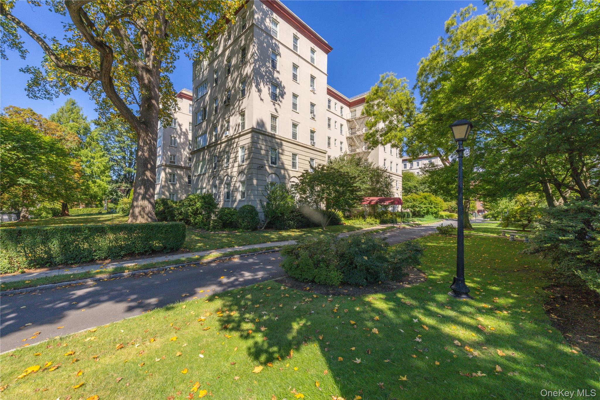 1 Park Lane # 4A, Mount Vernon, NY 10552