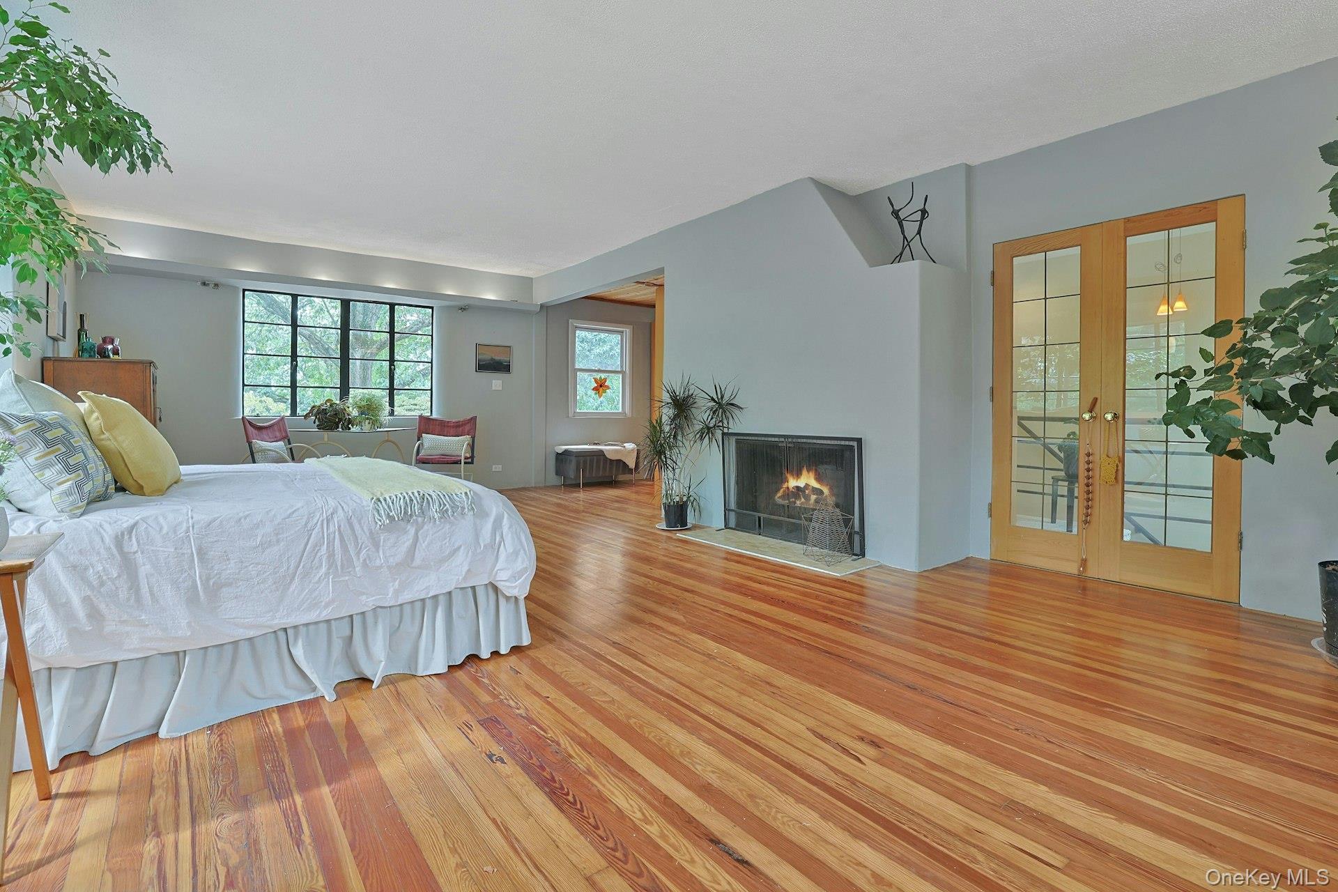 75 Lakeside Drive, New Rochelle, NY 10801