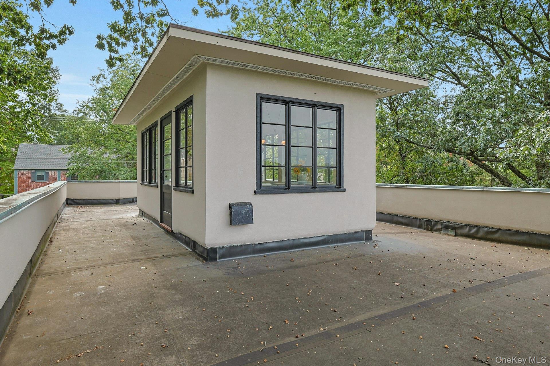 75 Lakeside Drive, New Rochelle, NY 10801