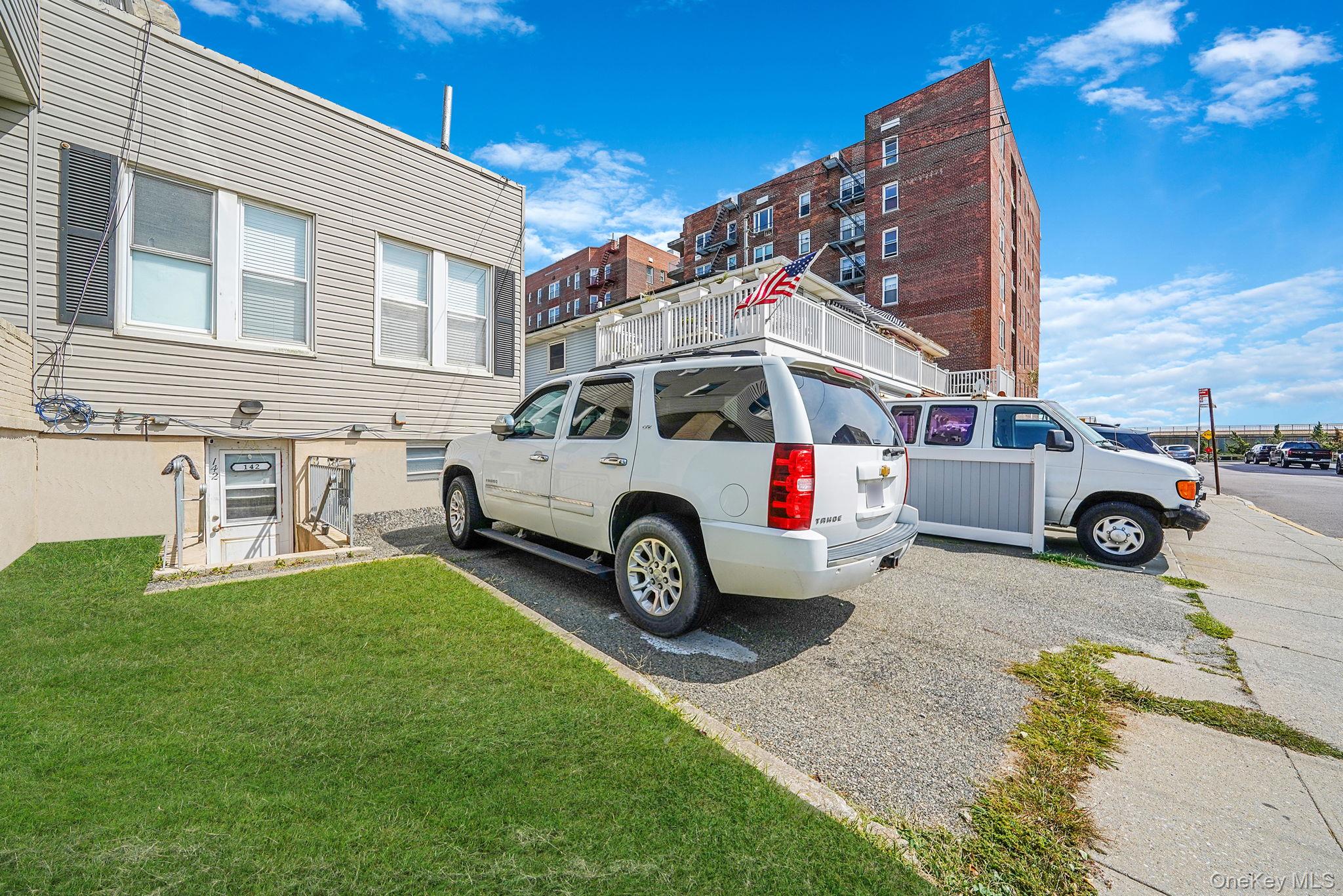 144 Beach 121st Street # 4A, Rockaway Park, NY 11694