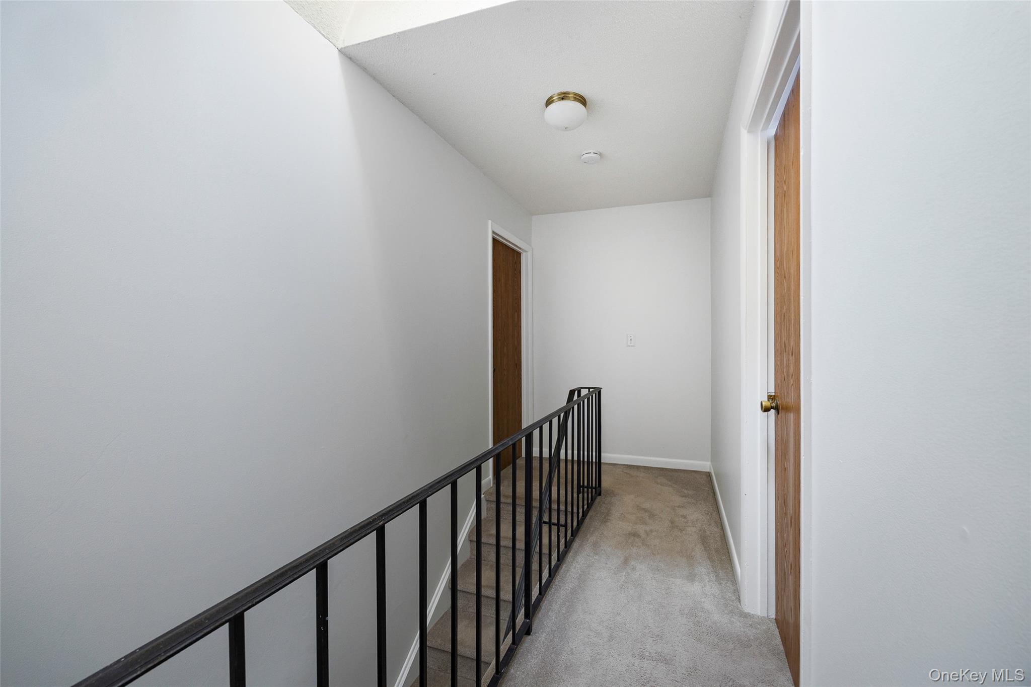 9 Hudson Heights Drive, Poughkeepsie, NY 12601