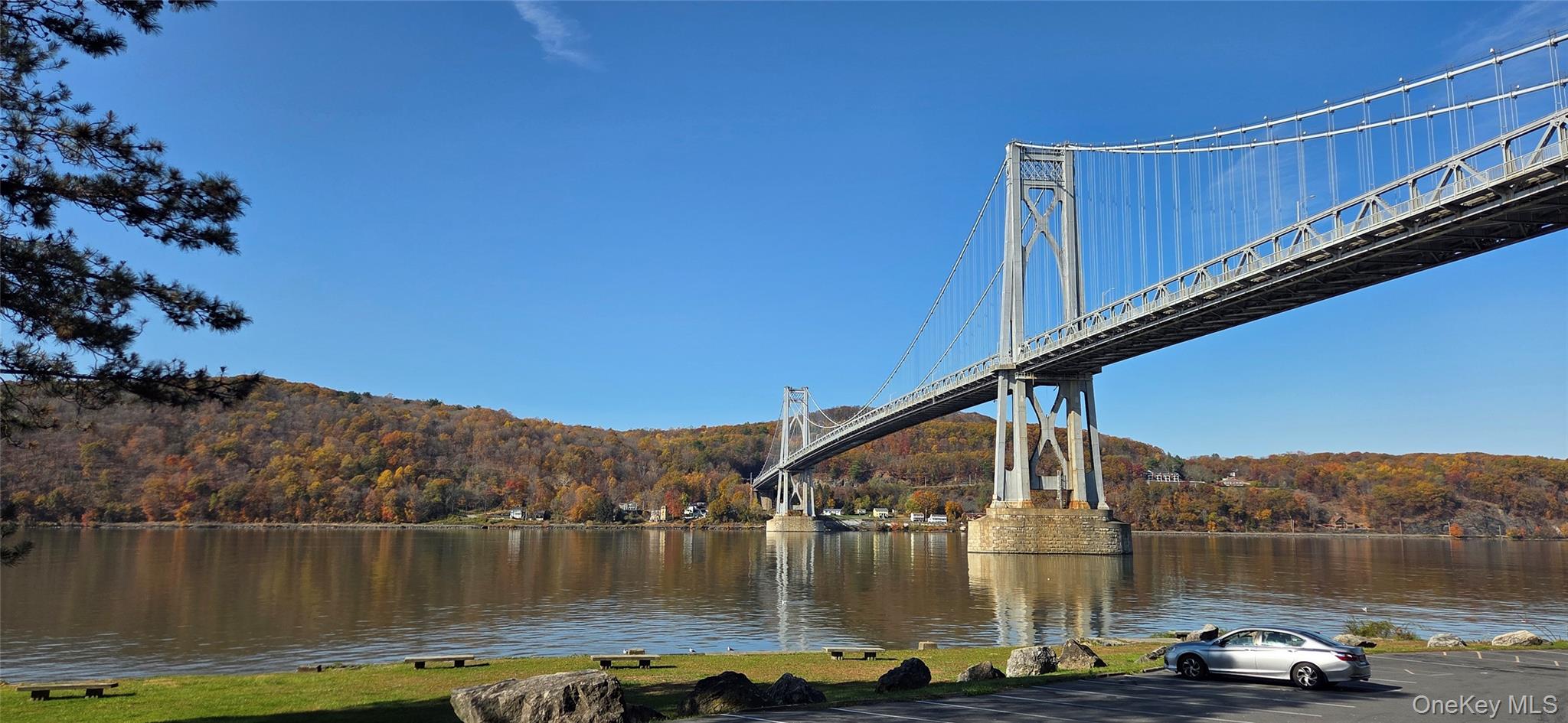 9 Hudson Heights Drive, Poughkeepsie, NY 12601