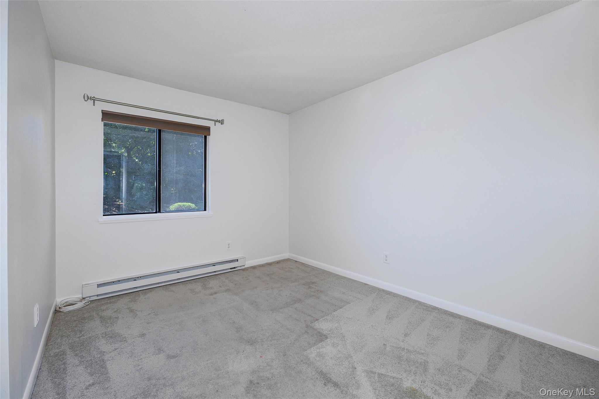 9 Hudson Heights Drive, Poughkeepsie, NY 12601