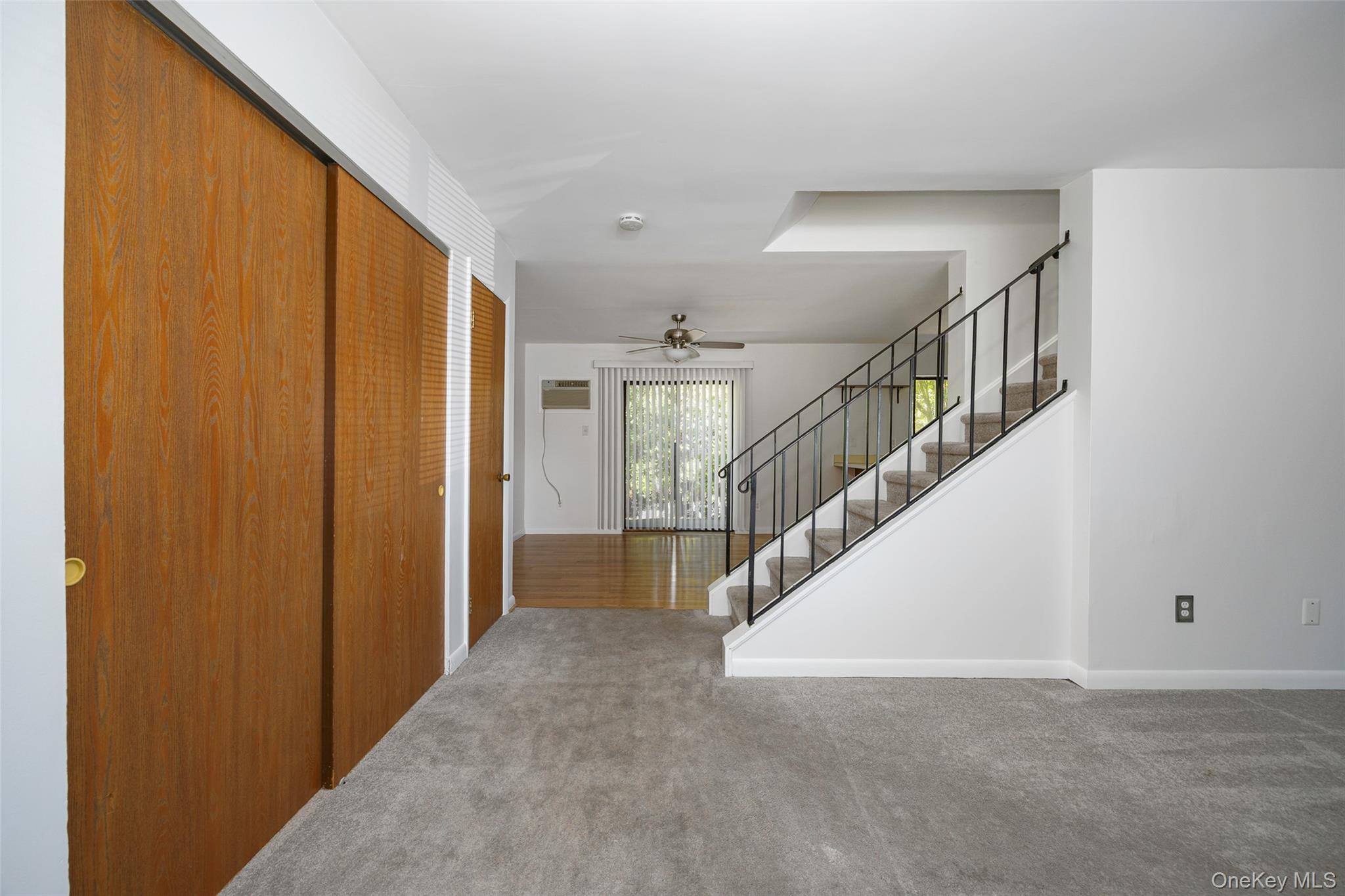 9 Hudson Heights Drive, Poughkeepsie, NY 12601