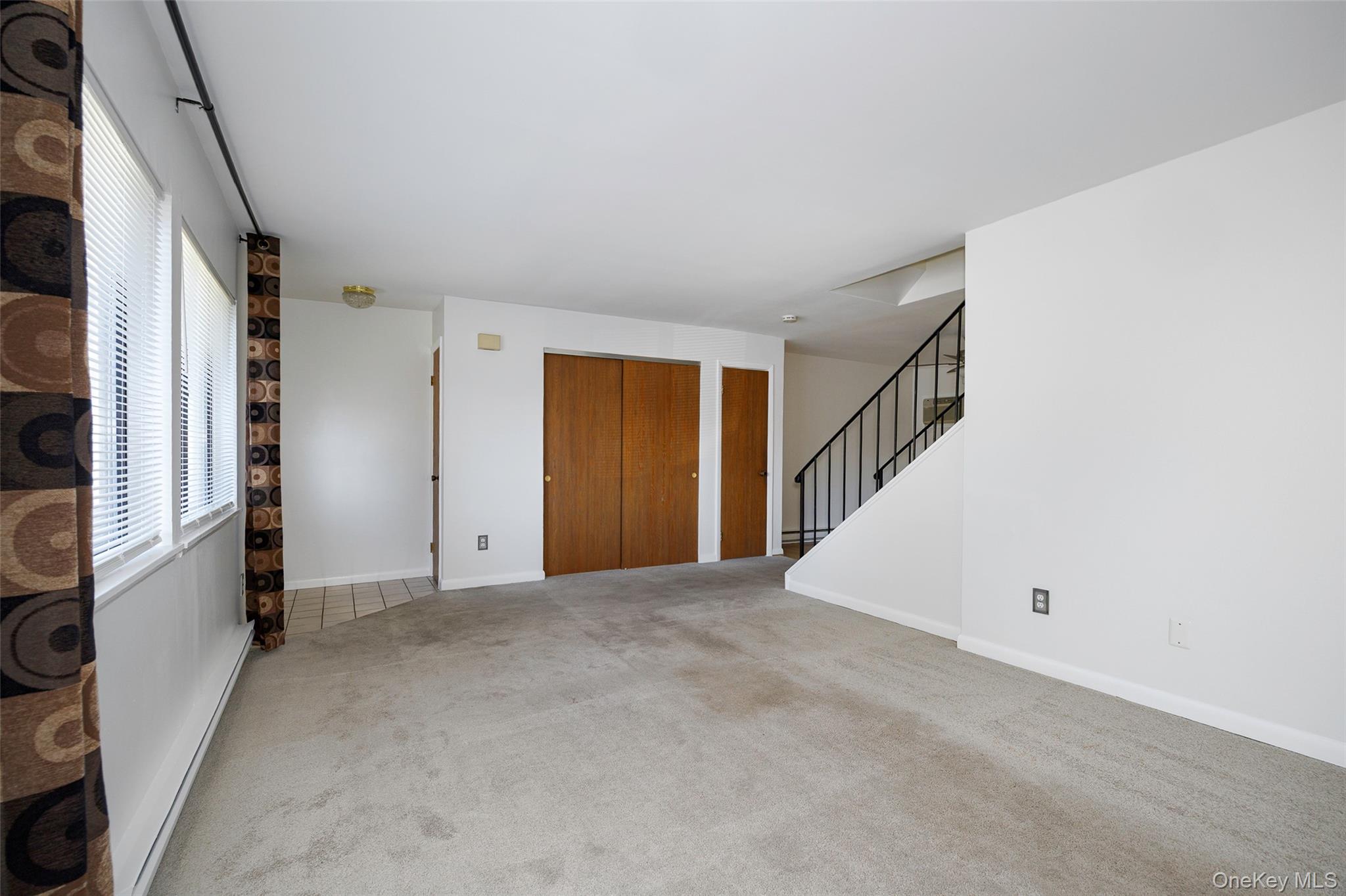 9 Hudson Heights Drive, Poughkeepsie, NY 12601