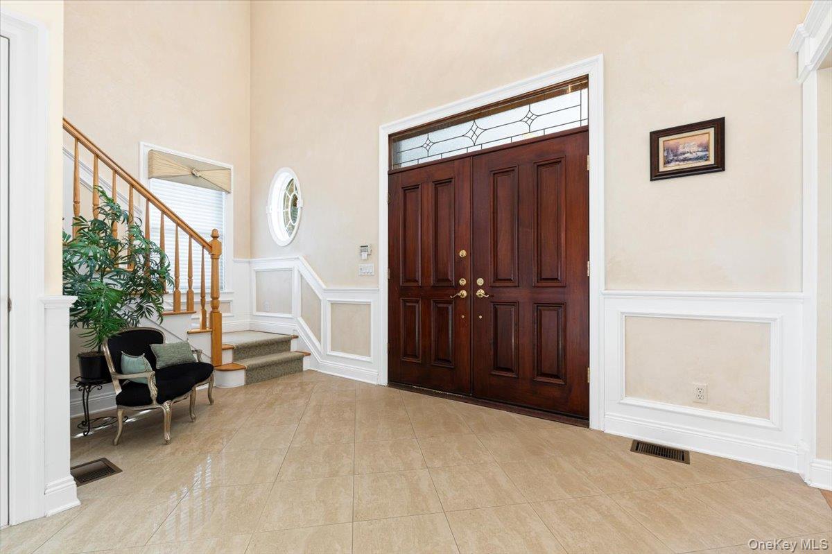 3 D'Alessio Court, Scarsdale, NY 10583