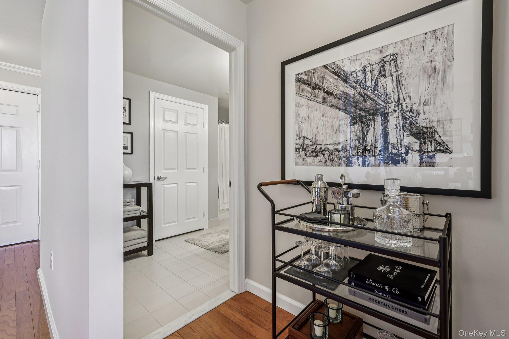 300 Mamaroneck # 715, White Plains, NY 10605