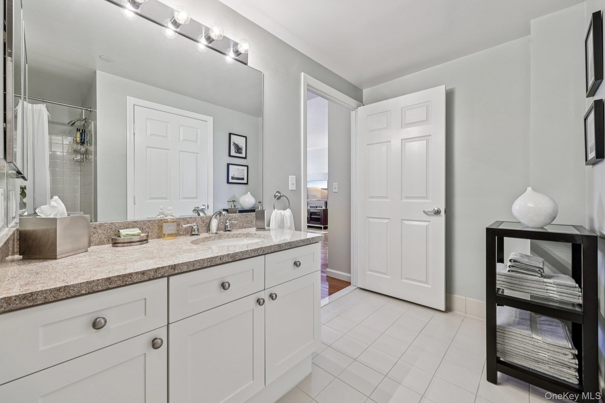 300 Mamaroneck # 715, White Plains, NY 10605